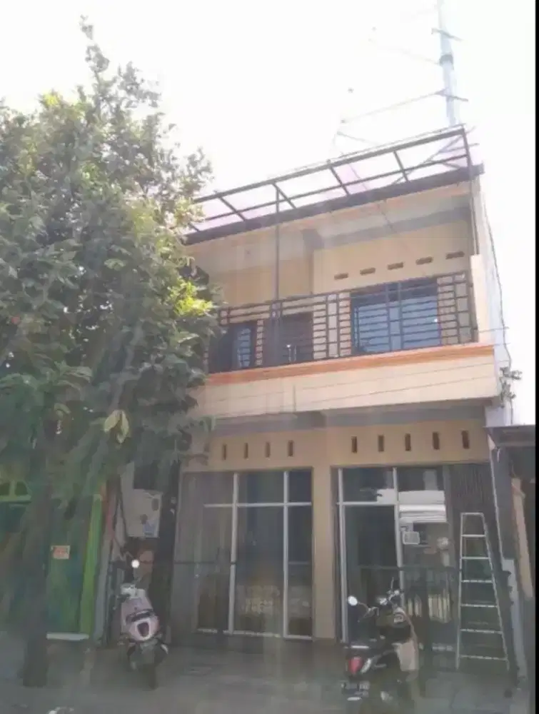 DISEWAKAN RUMAH/GUDANG USAHA DI DAERAH DEPOK TIMUR