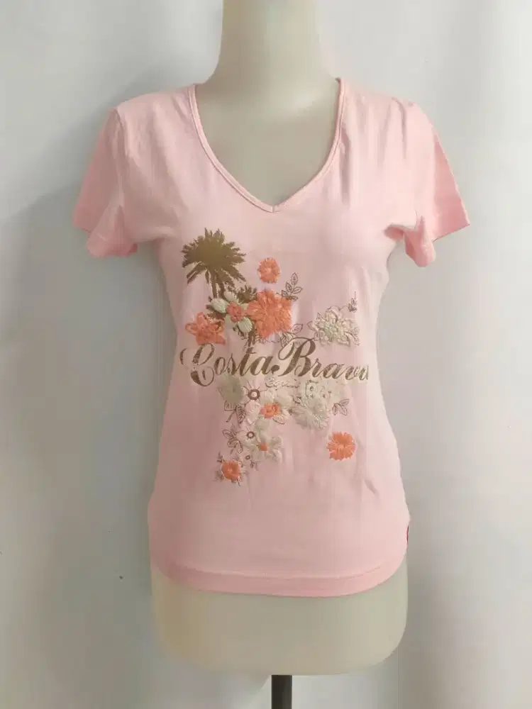 Kaos Esprit costa brava flower embroidered top kaos bordir bunga