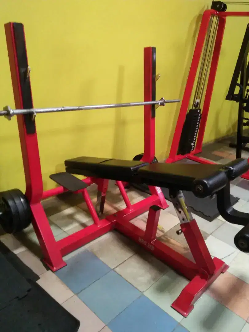 BENCH FRESS DECLINE TANPA STIK DAN BEBAN