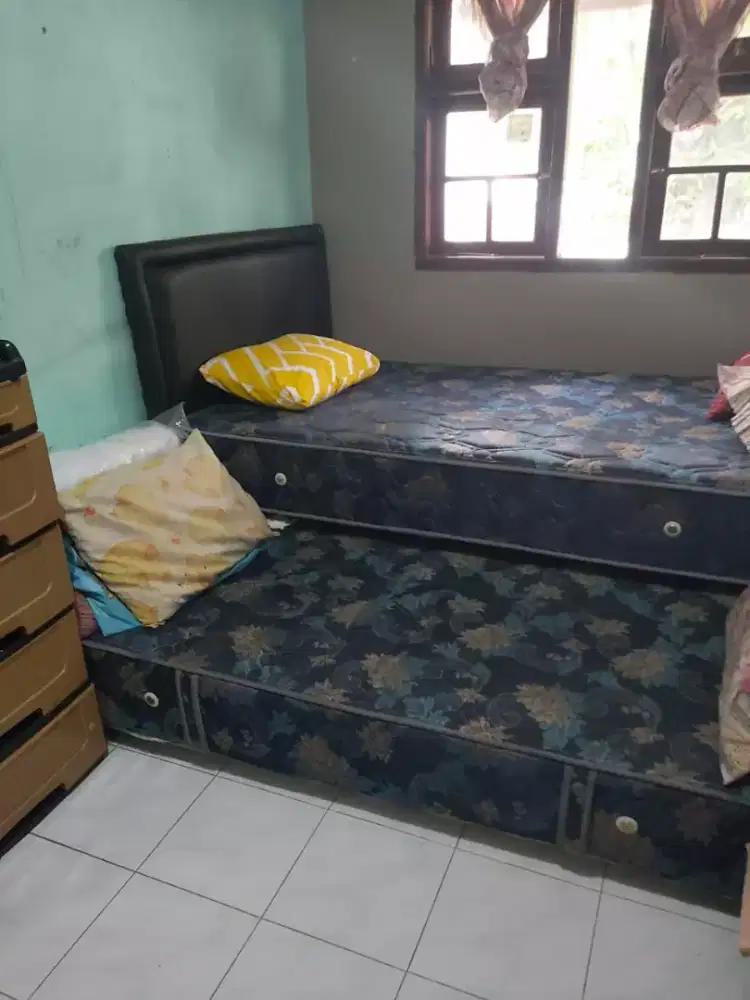 Spring Bed double atas bawah bgusss