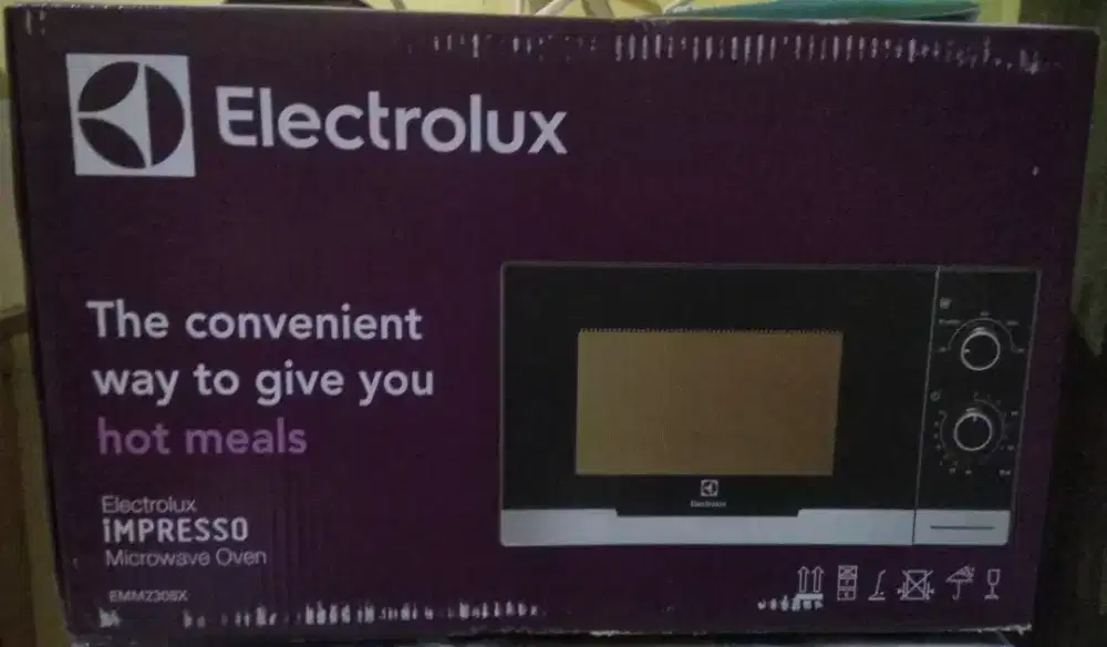 Microwave Electrolux 23 liter