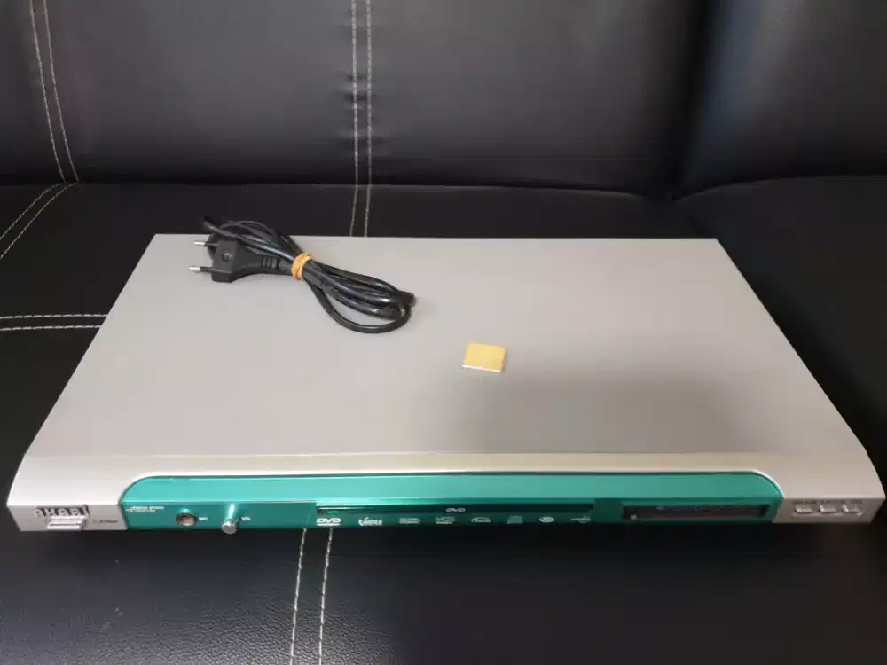 DVD Player Slim AKARI