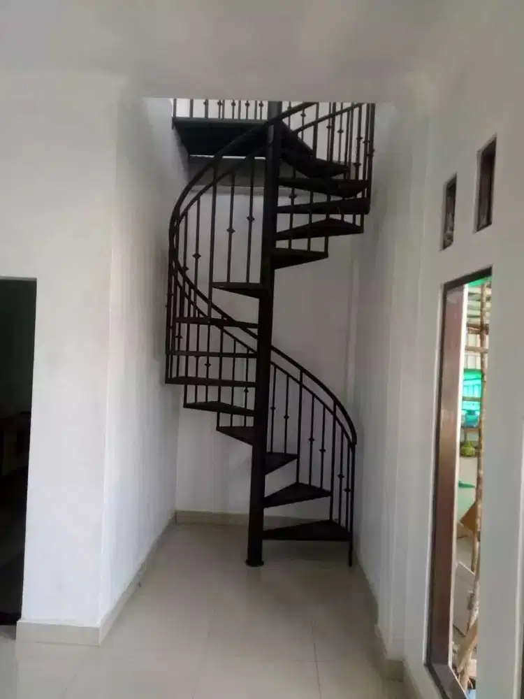 tangga putar dan tangga trap