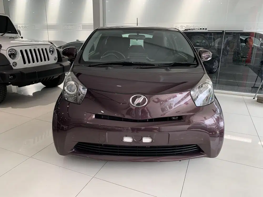 Toyota IQ 1.0 cc Tahun 2009