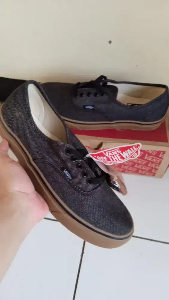 Vans authentic outlet black gum icc