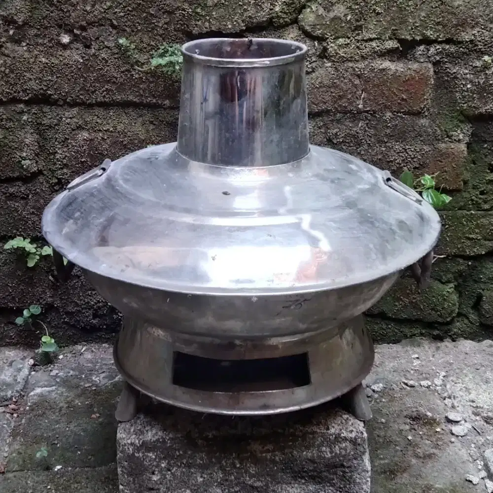 Barang antik Kuningan tempat masakan