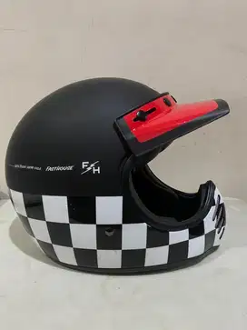 Bell Jual Beli Helm Murah Cari Helm di Indonesia OLX .id