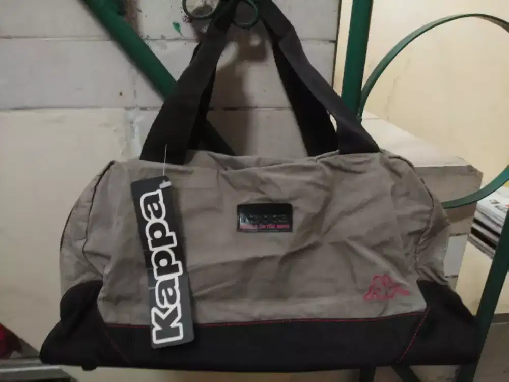 Tas travelling merk Kappa