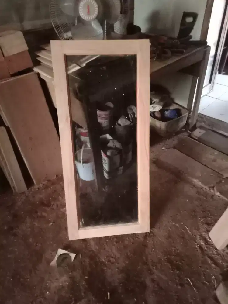 Kusen pintu dan jendela