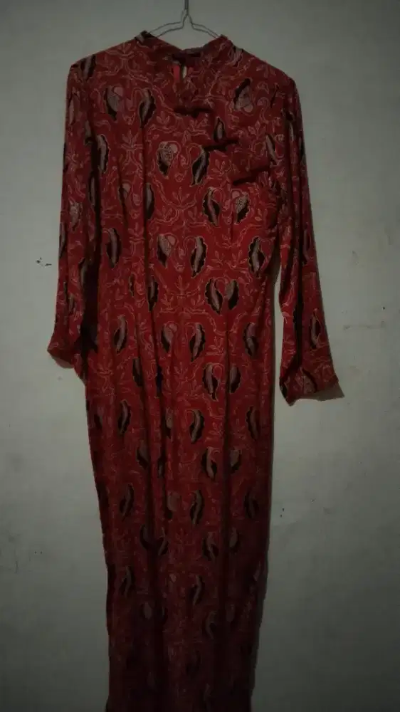 Gamis kondangan bahan sutra asli