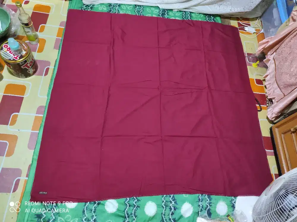 Kerudung marun krg lbh 2 mtr