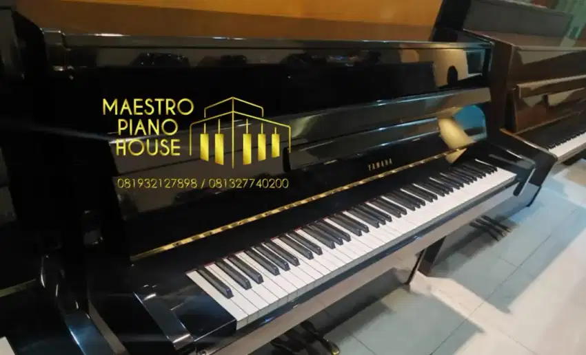 Piano Yamaha LU101