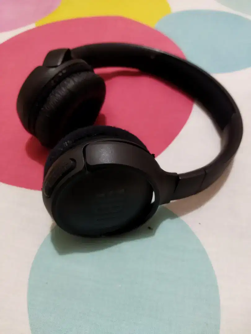 JBL Wireless On Ear Headphone T450BT