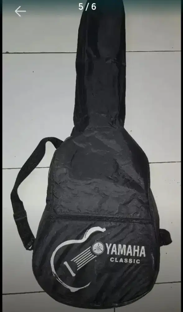 Gitar merk yamaha cs40