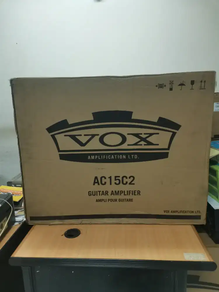 Ampli VOX AC15 C2 Tube Combo Amp 2x12 15watt.
