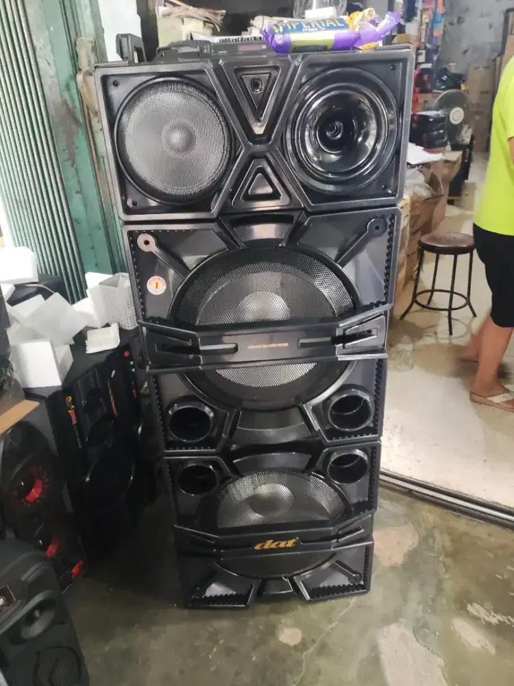 SPEAKER AKTIF DAT 15