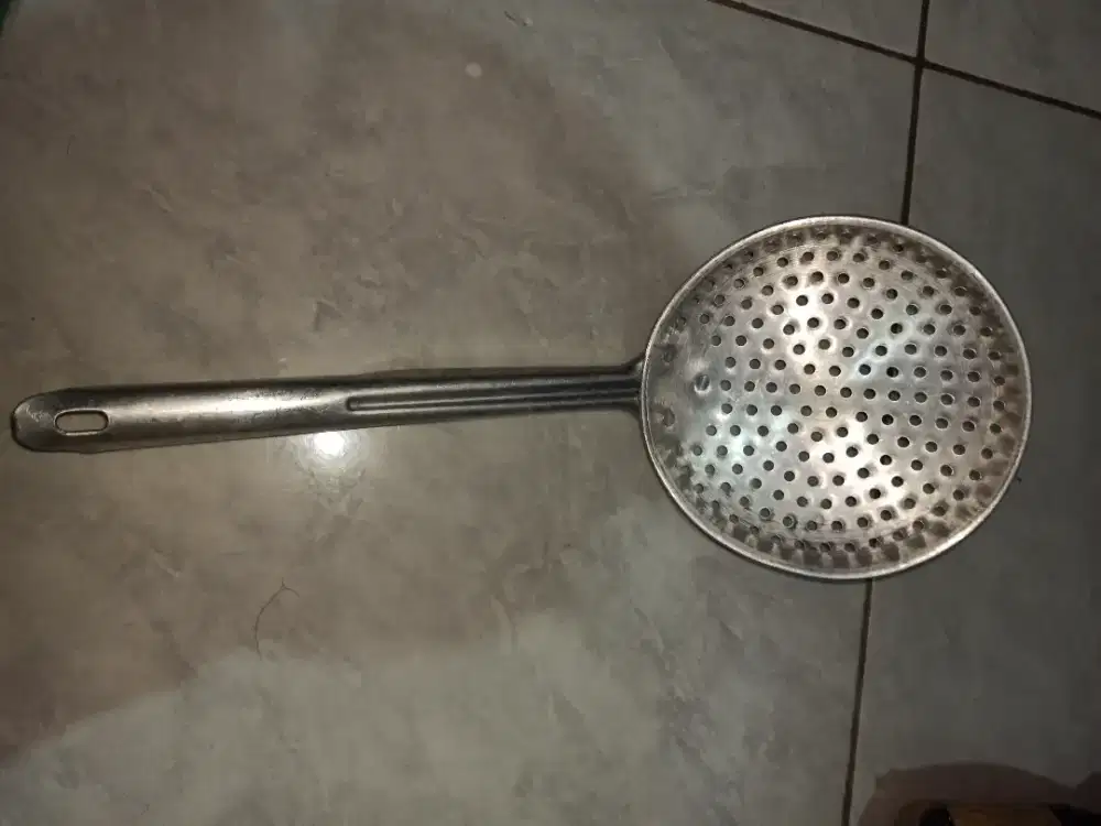 Centong/Sendok Peniris Mie