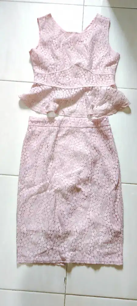 DRESS PINK ROK merk Yifeng Fushi