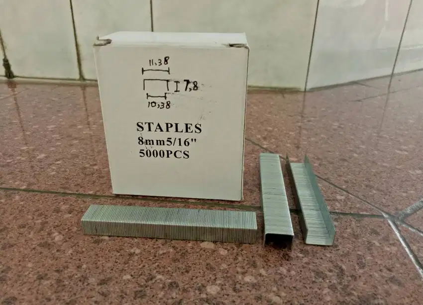 Staples 8 mm Made In Taiwan