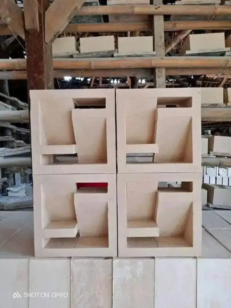 Roster beton minimalis modern terbaru