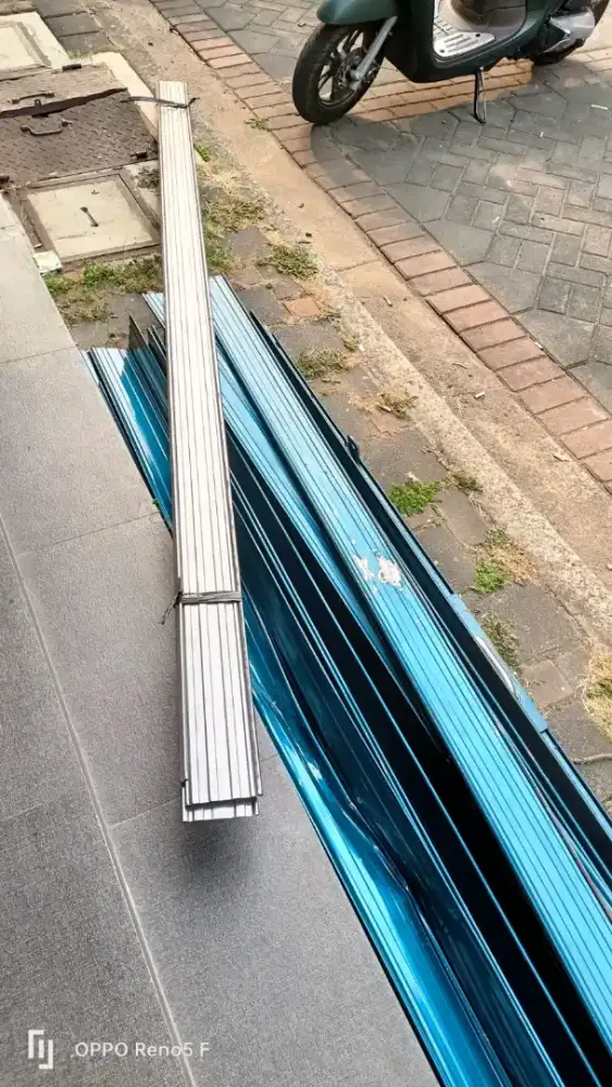 Service rolling door ciputat