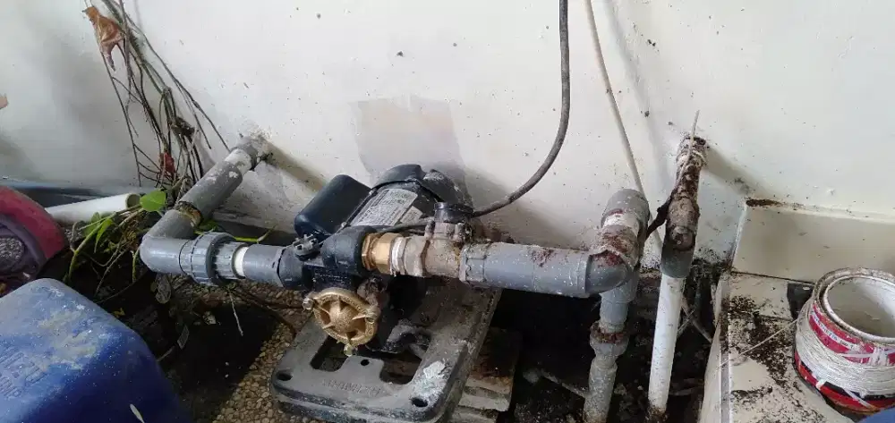 Melayani panggilan masalah listrik,pasang baru,konslet,pompa air,dll