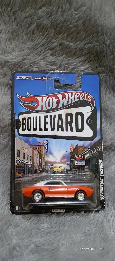 Hotwheels boulevard 67 Pontiac firebird