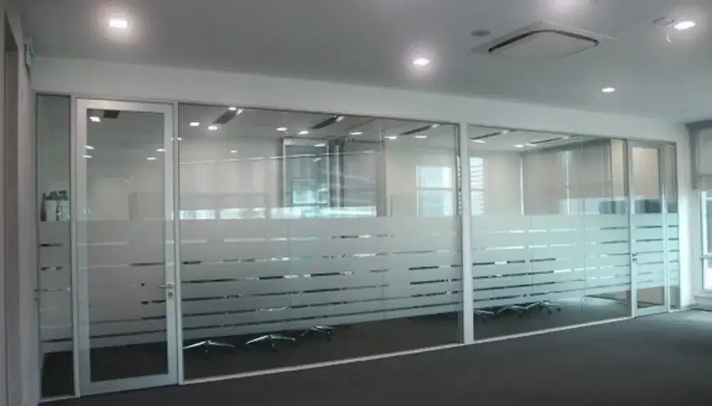 Sedia pasang sticker sunblast berbagai motif