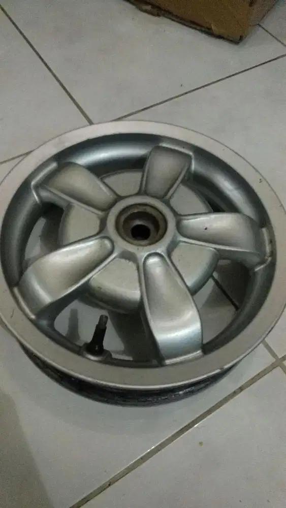 Velg Vespa Primavera R11