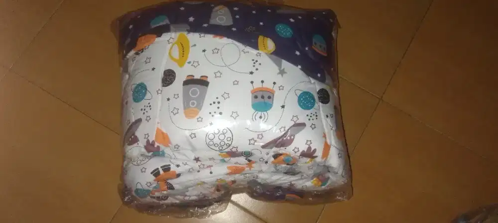 ALAS ANTI DINGIN TANPA SEPERAI, SARUNG BANTAL DAN GULING