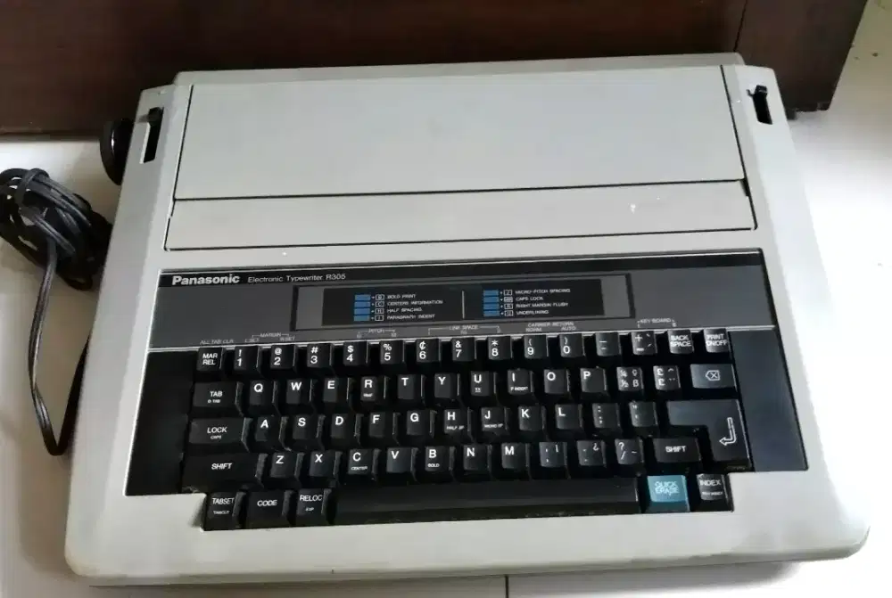 Mesin Tik Elektrik Merk Panasonic