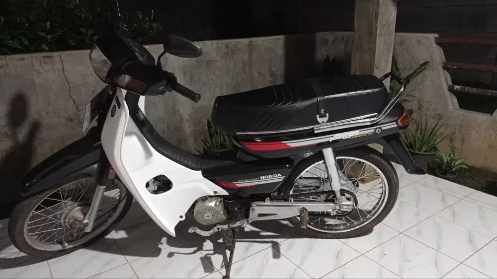 Jual atw tt/bt masuk ajh dlu - Motor Bekas - 914071660