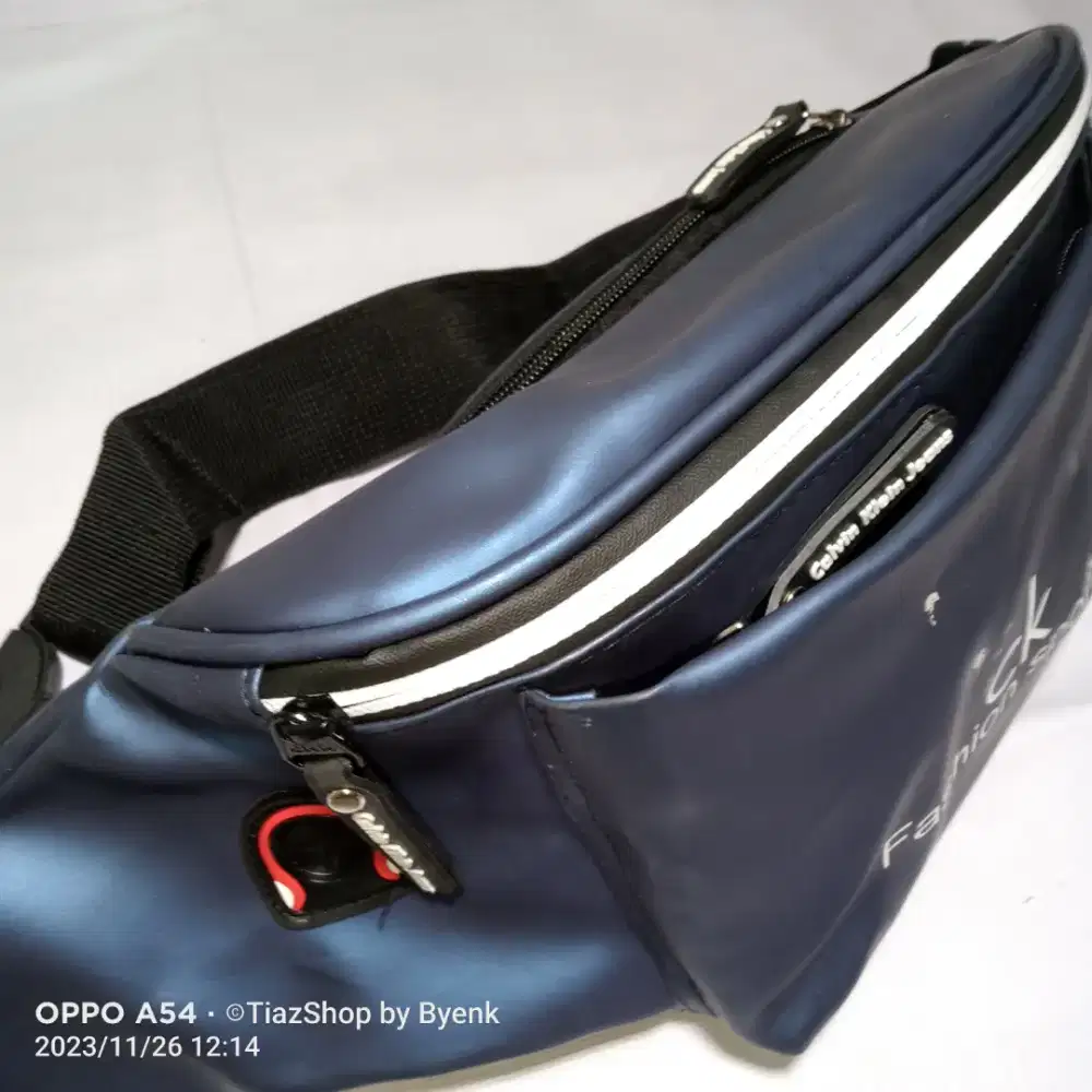 Tas waistbag/selempang