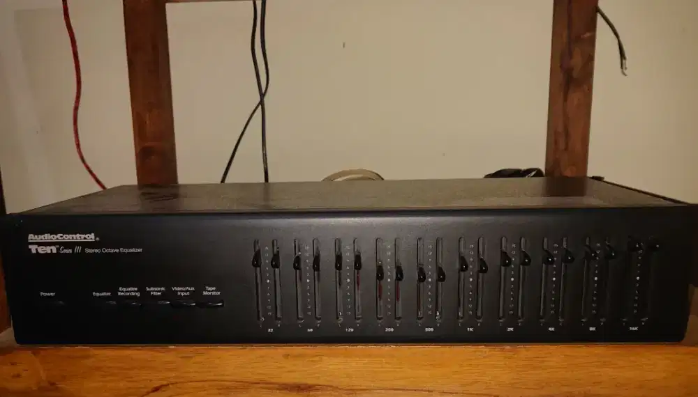 EQUALIZER AUDIO CONTROL TEN SERIES III STEREO OCTAVE. HARGA NEGO TIPIS