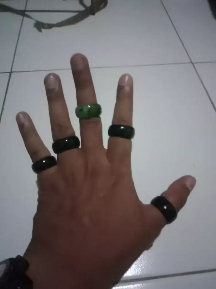 Cincin giok hitam (black jade super) 100% ory