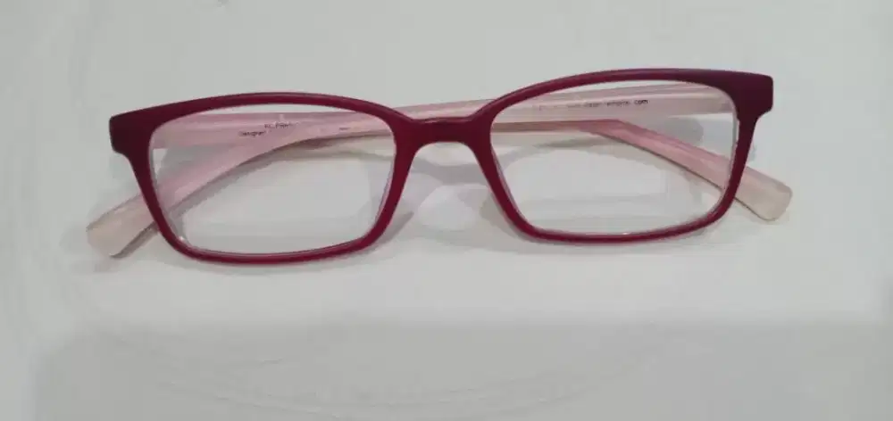 KACAMATA FRAME ANAK PEREMPUAN