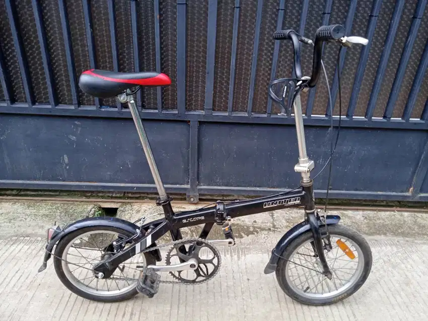 Sepeda Lipat United Escape, size '16, alloy