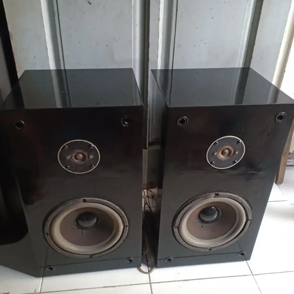 Speaker AR-18 box partikel dicat Duco