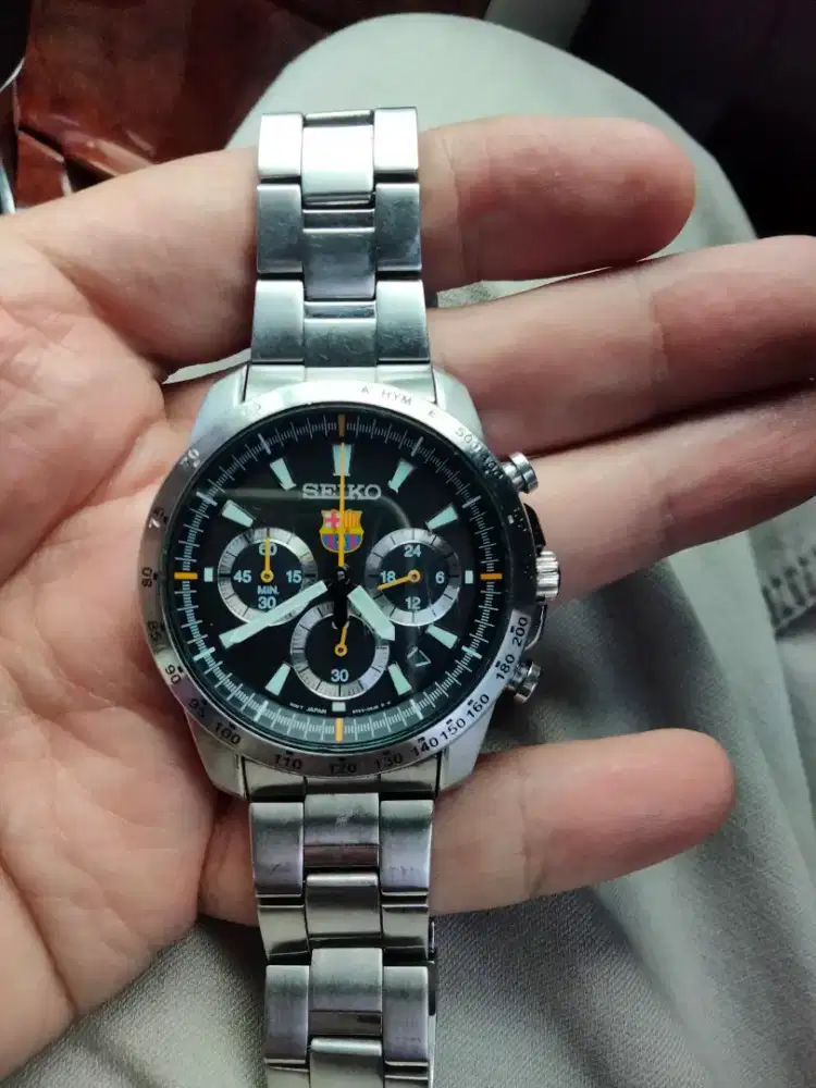 Jam tangan Barcelona merk Seiko