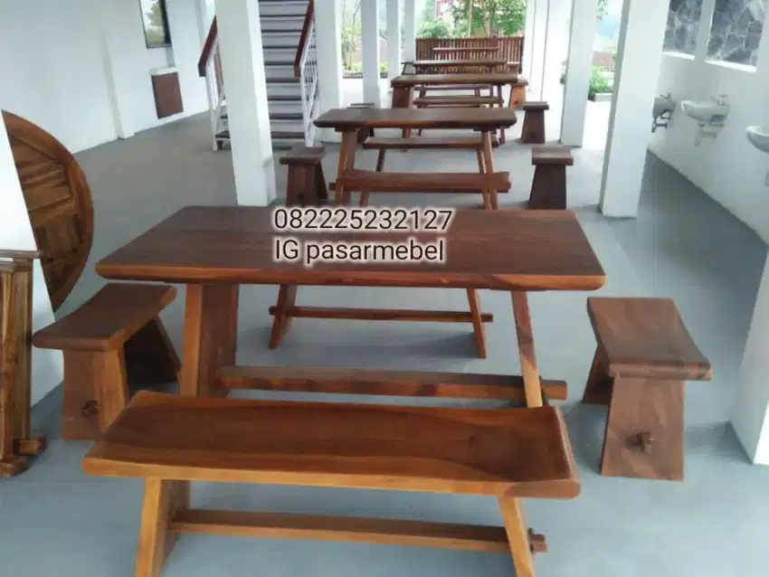 Kursi Makan Kafe Kayu Tebal