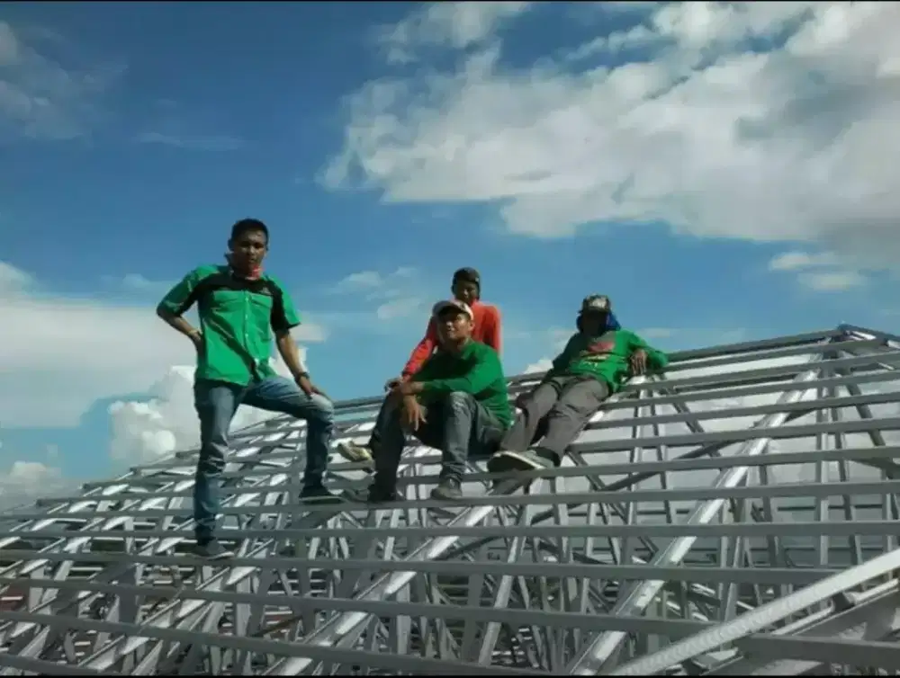 Baja ringan SNI bongkar atap lama ganti baja ringan se-Jabodetabek ?