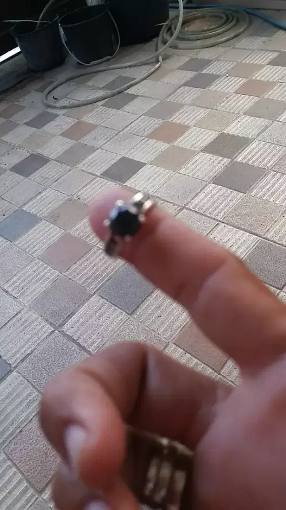 Permata berlian unggu tua