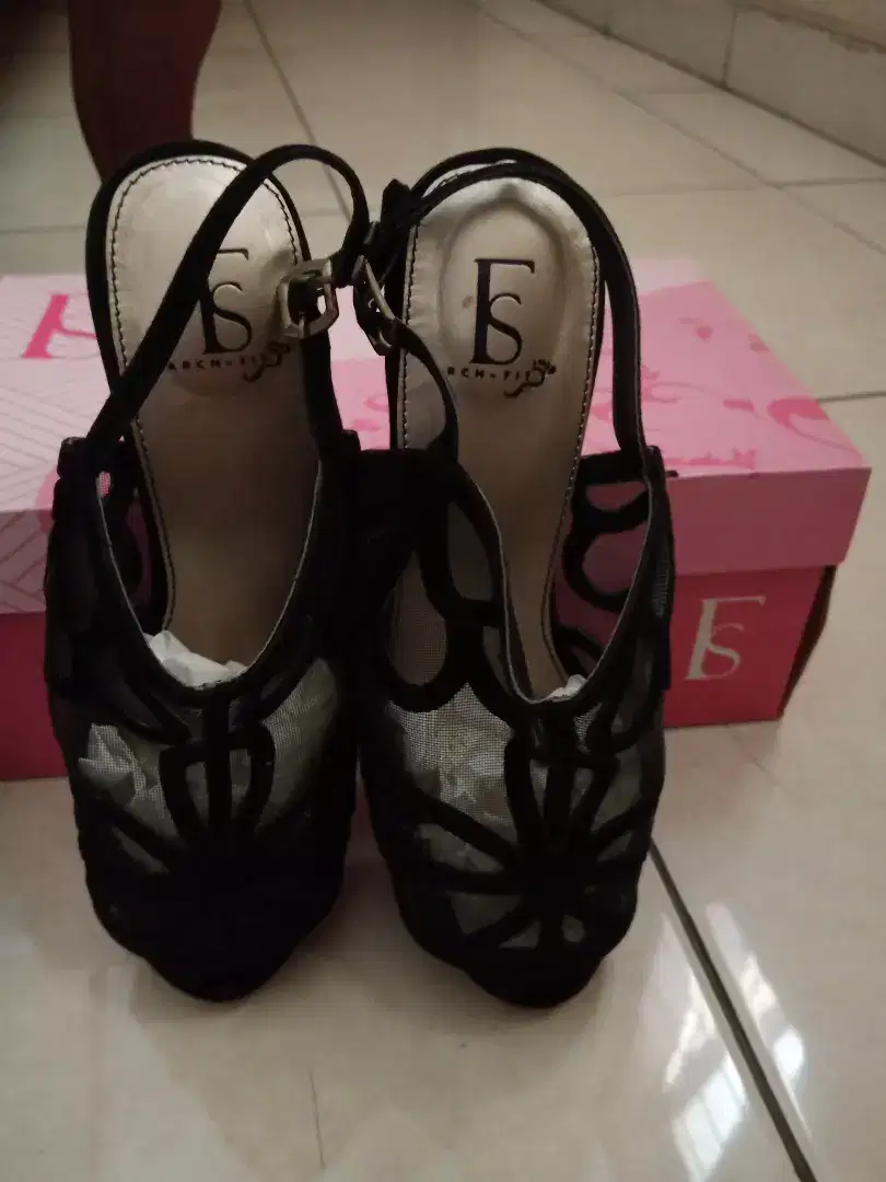 Sepatu Second Original FS