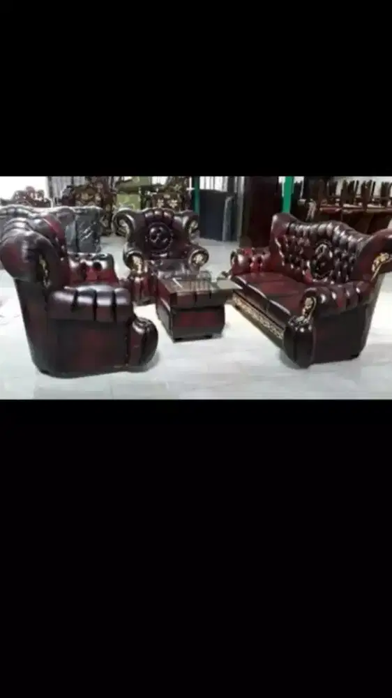 Sofa King JUMBO 321 + Meja Merah Maron