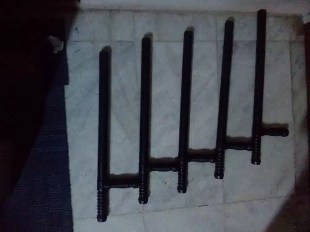 Tongkat Satpam ll Tongkat Keamanan ll Tongkat Model T  ukuran 57 cm