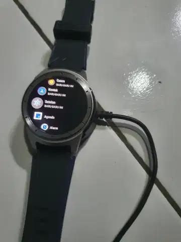 Spesifikasi smartwatch store zte zw10