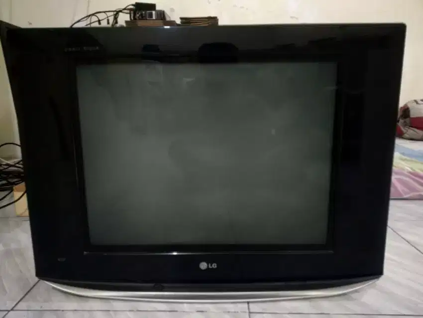 TV Tabung 21 Inchi Merk LG