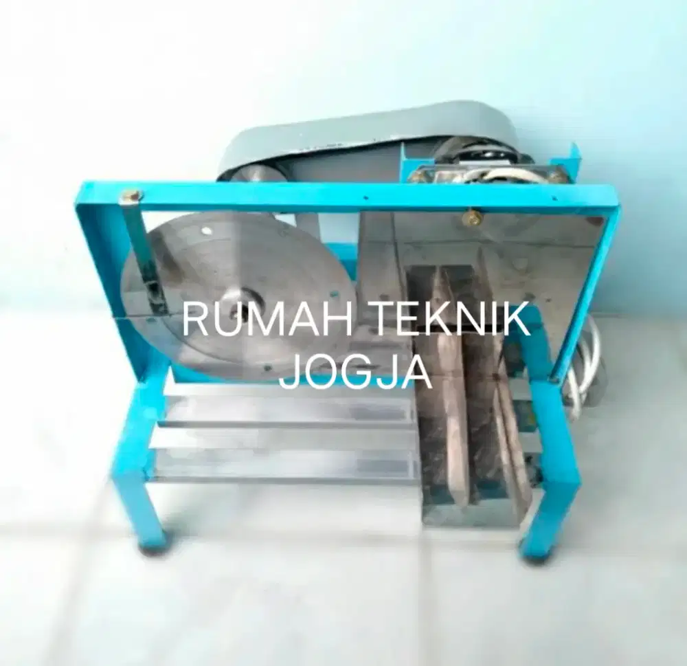 (RUMAH TEKNIK JOGJA)Mesin perajang buat kripik tempe listrik 200 watt
