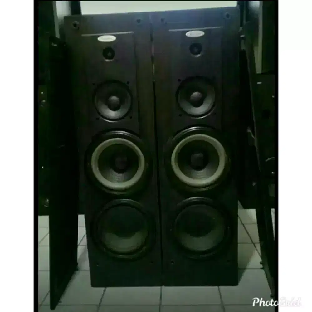 Solution 308 bass nendang reflek Lithuania sangat berat