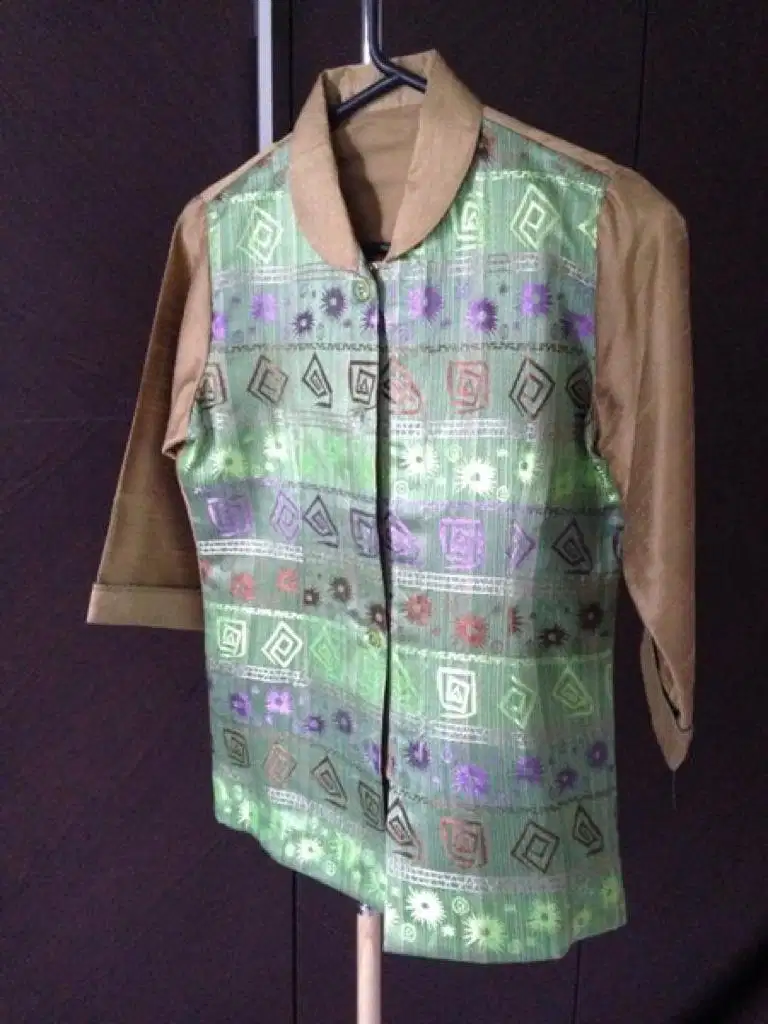 Jual jaket australia, batik afrika, baju kerja & kimono, kondisi baru